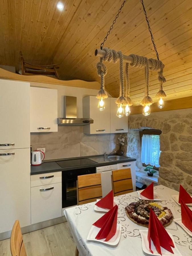 Patakun Holiday Home For 5, With Heated Pool Lecevica Exterior foto
