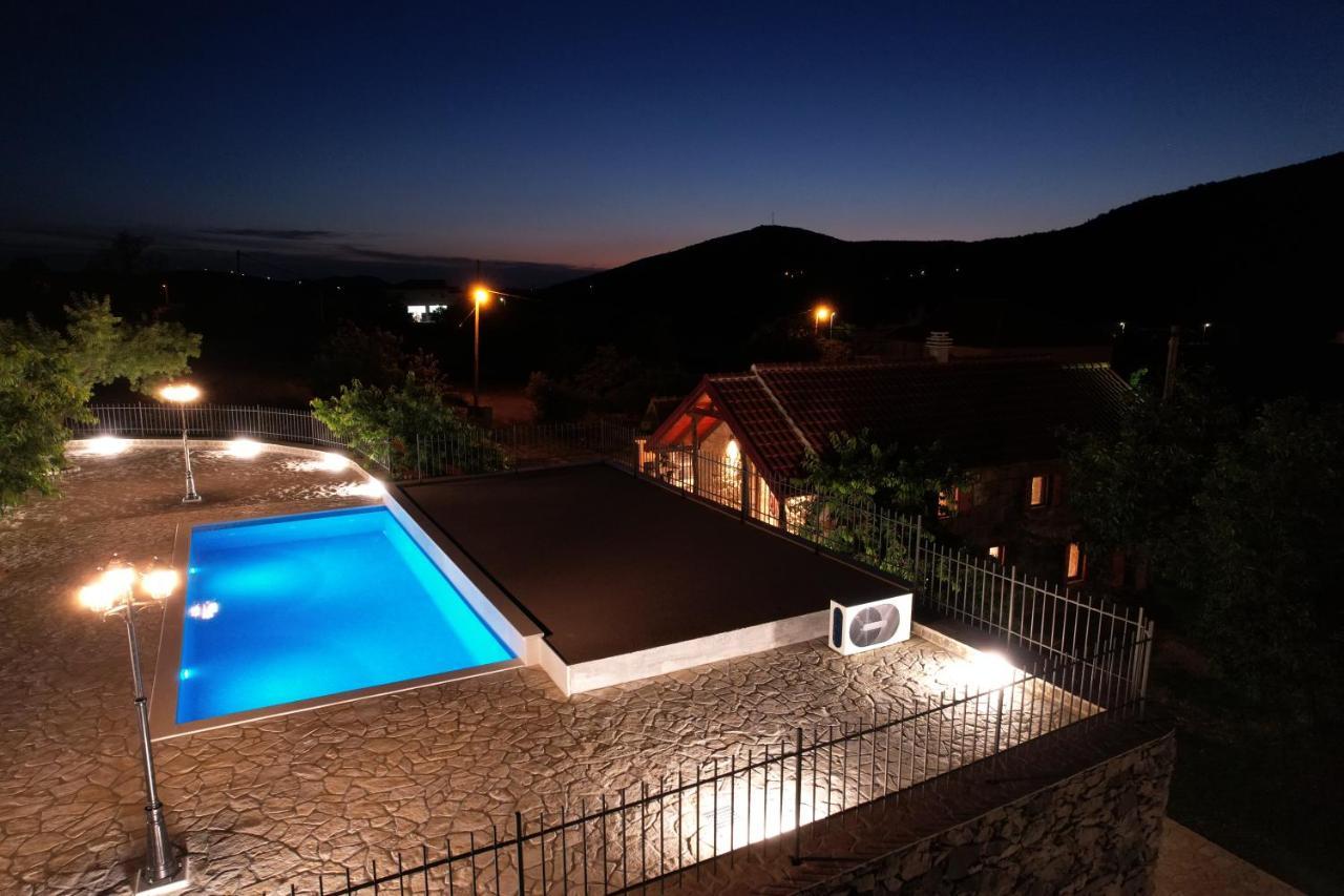 Patakun Holiday Home For 5, With Heated Pool Lecevica Exterior foto